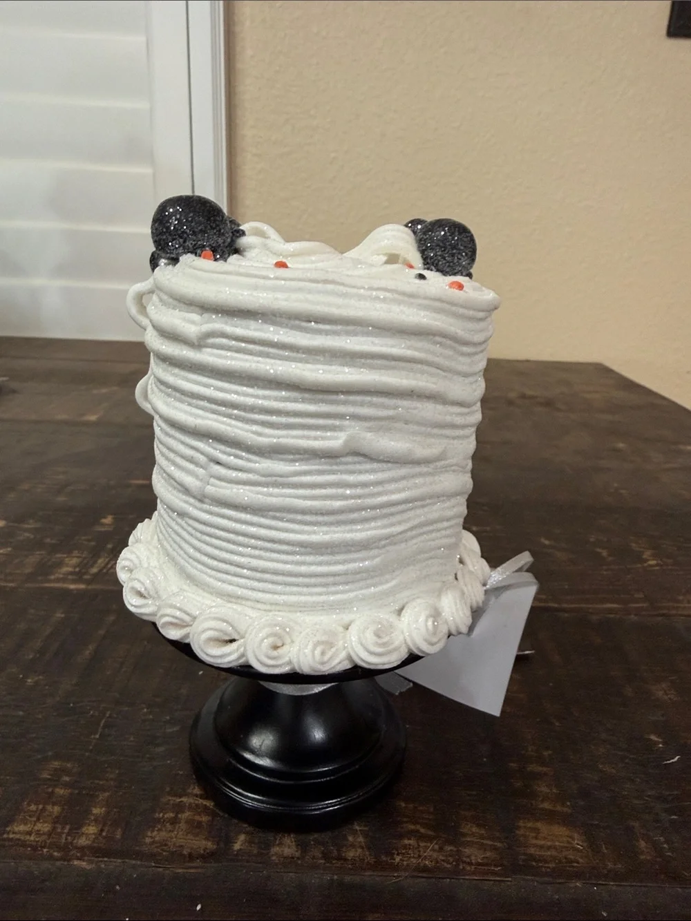 Sweet Treats Mini  Mummy Cake with Spiders